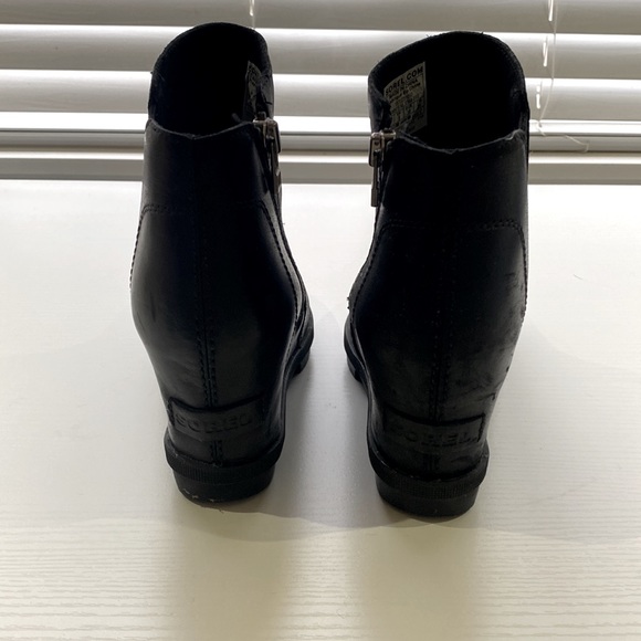 Sorel, leather ankle booties size 7 - Picture 5 of 5